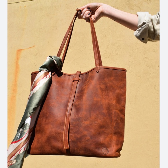 Anthropologie Handbags - CELIA TOTE GENUINE LEATHER HANDBAG
